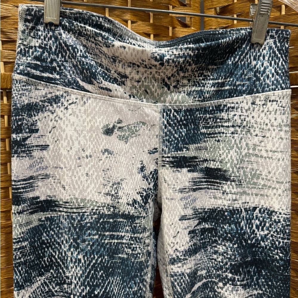 Fabletics Legging Bundle, Size Xs - image 6